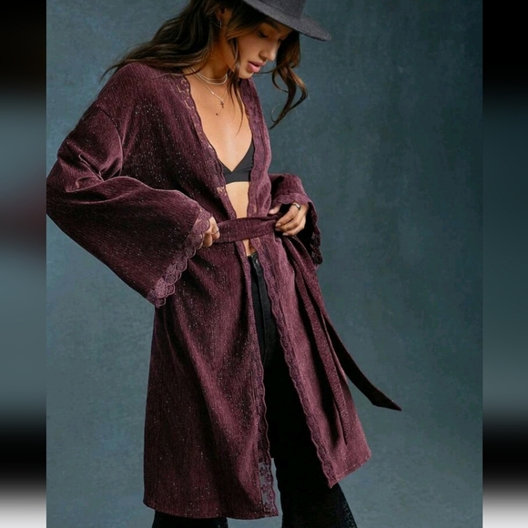Velvet Shine Lace Kimono Jacket With Tie - Picture 1 of 5
